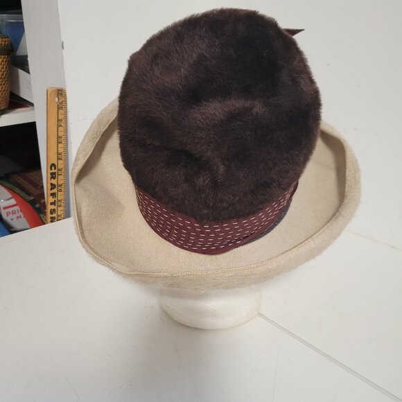 Vintage Schiaparelli 70's Cream and Brown Mohair Felt hat - Picture 3 of 5